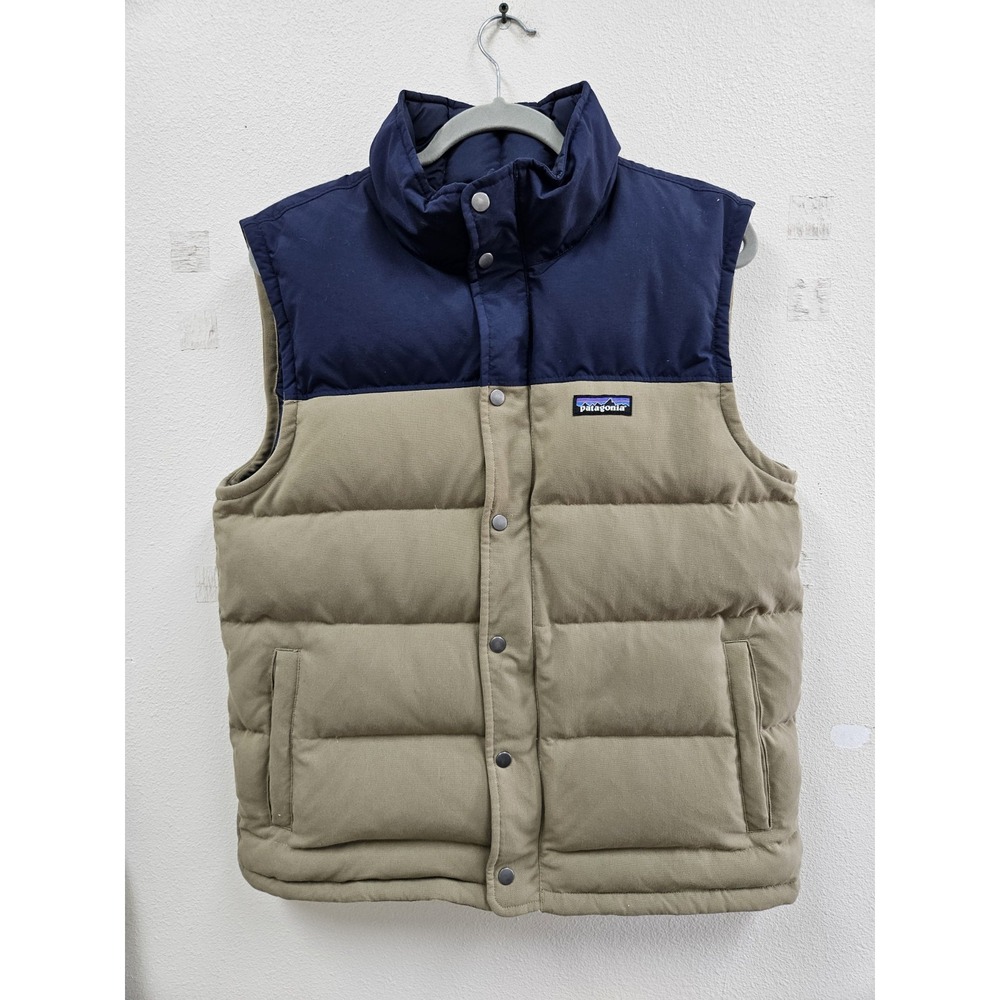 PATAGONIA Bivy Puffer Vest Medium Men's Hiking Fishing Outdoor Travel